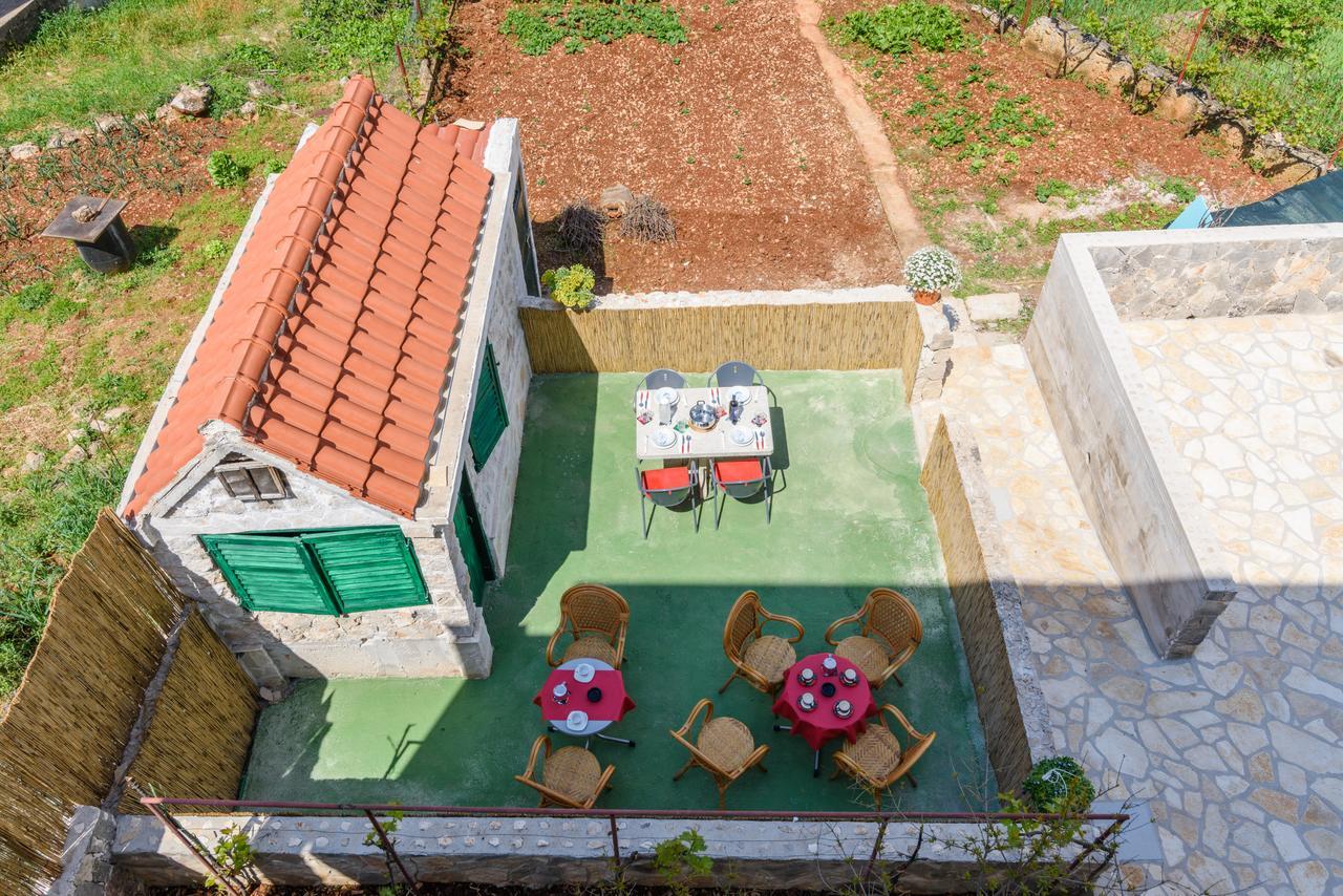 מרינה Apartmani Marko I Ana מראה חיצוני תמונה