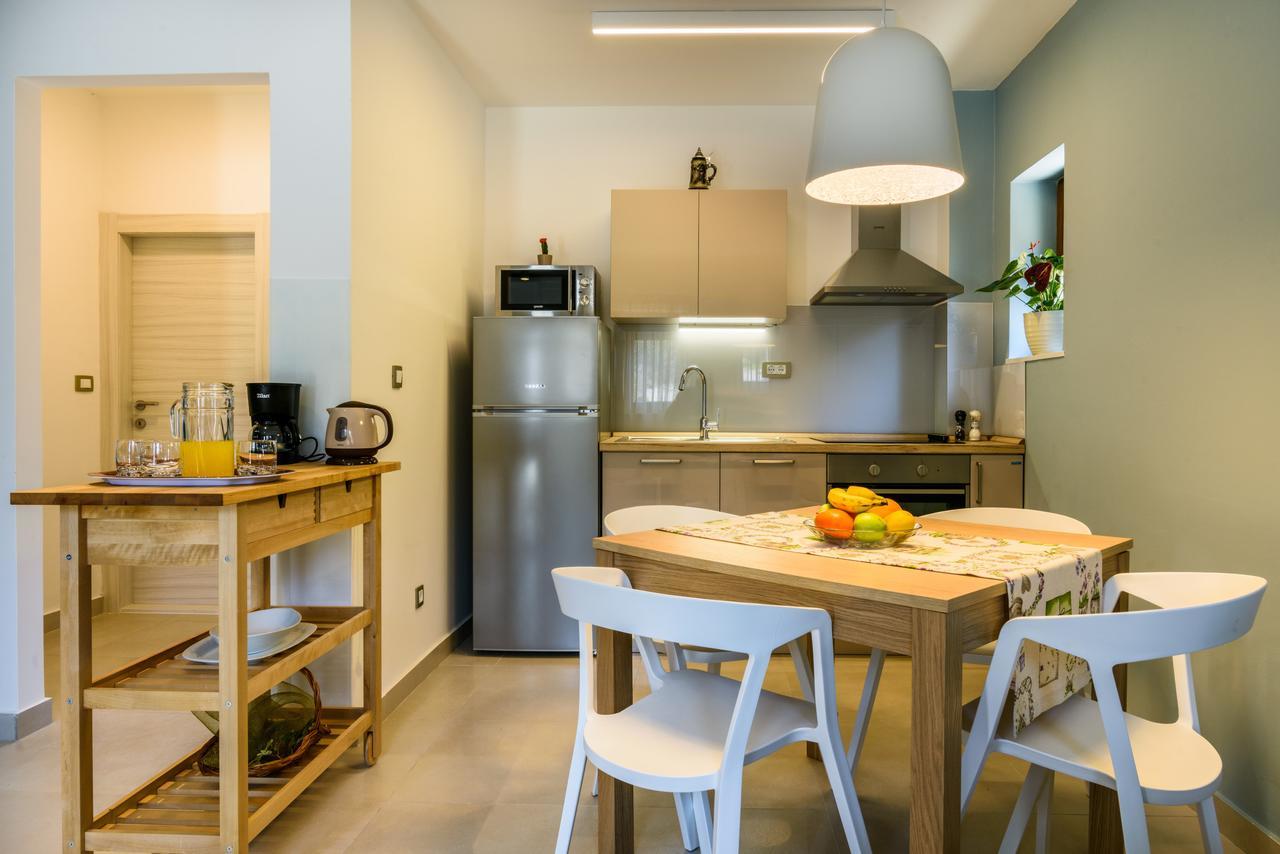 מרינה Apartmani Marko I Ana מראה חיצוני תמונה