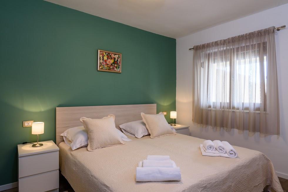 מרינה Apartmani Marko I Ana מראה חיצוני תמונה