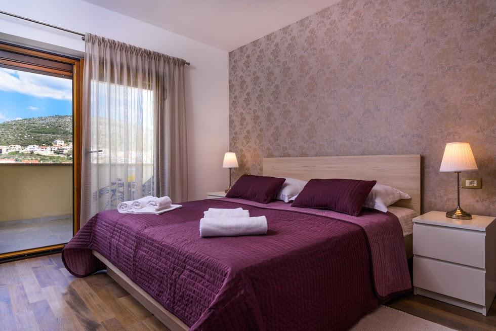 מרינה Apartmani Marko I Ana מראה חיצוני תמונה