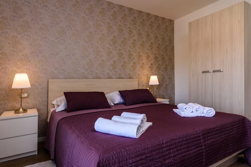מרינה Apartmani Marko I Ana מראה חיצוני תמונה